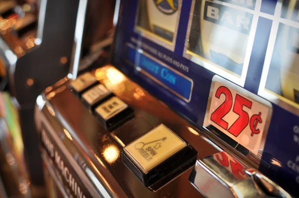 Texas Poker hand rankings chart displayed on mpokick slot